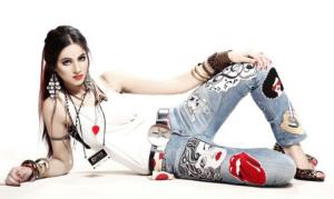 Annie Khalid/Noor-Ul-Ain Khalid