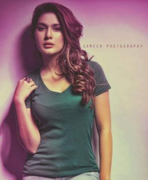 Kubra Khan