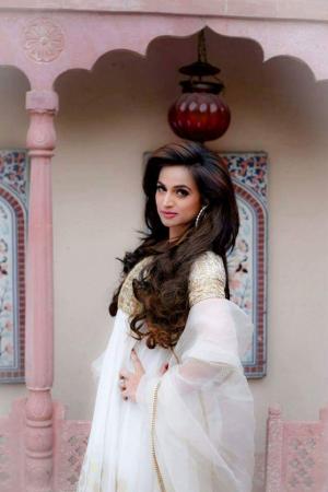 Noor Bukhari