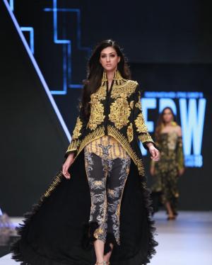 Fashion Pakistan Week 2018 | Highlights | Images | Celebrities